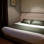 Hotel L'usine 3*
