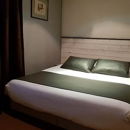 Hotell L'usine 3*